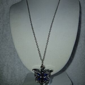 Elegant Silver Butterfly Pendant Necklace